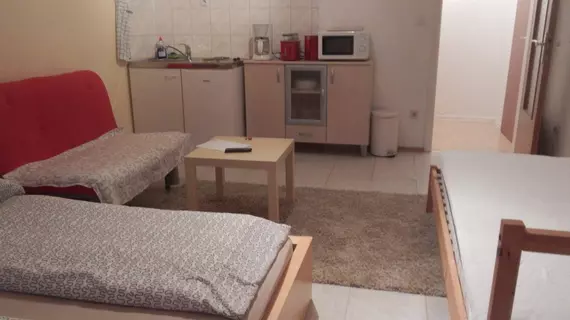 Tuzzini Köln Zoo Apartment | Kuzey Ren-Westfalia - Köln (ve civarı) - Nippes - Niehl