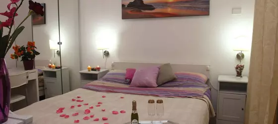 Bijou Rome Guest House | Lazio - Roma (ve civarı) - Campagnano di Roma