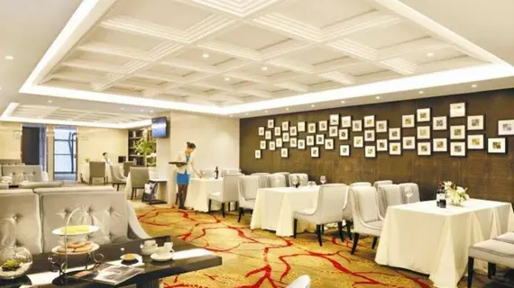 Lyhn International Hotel | Sişuan - Chengdu - Qingyang