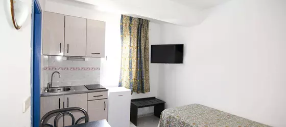 Apartamentos Central City | Balearic Adaları - İbiza Adası - Sant Antoni de Portmany - West End