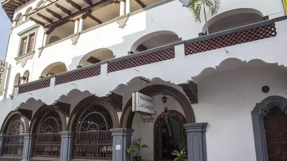 Hotel Colonial | Colima - Manzanillo (ve civarı) - Manzanillo