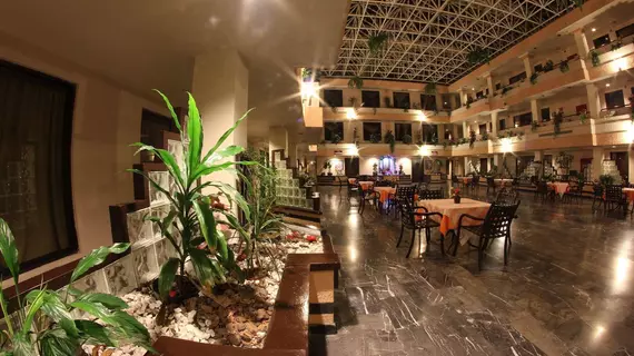 Fiesta Tijuana Hotel | Kuzey Baja California - Tijuana (ve civarı) - Tijuana