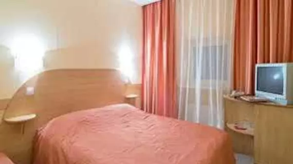 Luna Hotel | Sverdlovsk Federal Bölgesi - Yekaterinburg (ve civarı) - Yekaterinburg