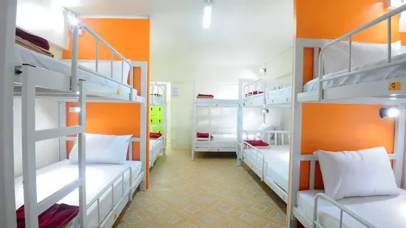 Sabai Hostel | Krabi İli - Ko Phi Phi