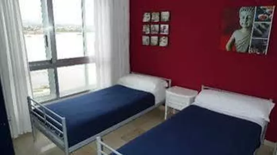 Youth Hostel 4You | Valencia Bölgesi - Alicante (vilayet) - Marina Alta - Calpe