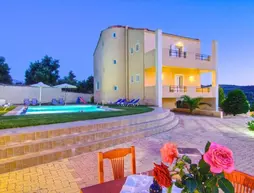 Rodaries Villas | Girit Adası - Rethimnon (bölge) - Mylopotamos