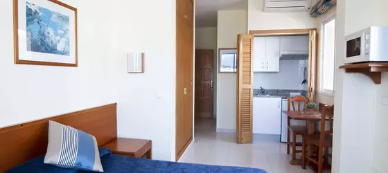 Apartamentos Niza | Balearic Adaları - Mayorka Adası - Calvia - Peguera