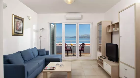 Apartments Bellevue | Split-Dalmaçya - Postira