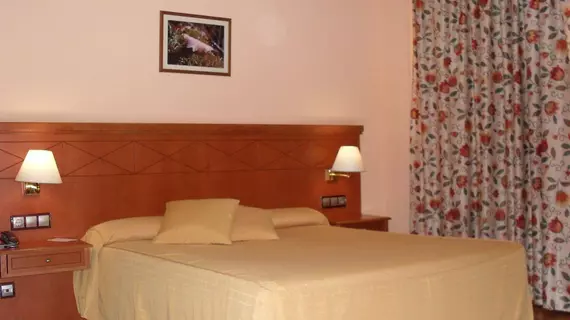 Hotel Camino Real | Kastilya ve Leon - Leon (vilayet) - Valdefresno