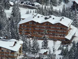 Hotel Les Ducs de Savoie | Auvergne-Rhone-Alpes - Savoie (bölge) - Courchevel