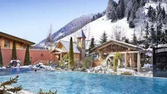 Hotel Quelle Nature SPA Resort | Trentino-Alto Adige - Güney Tirol (il) - Valle di Casies