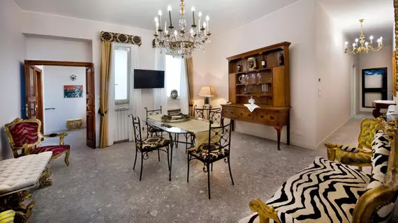 Porta Di Mezzo Luxury B&B | Sicilya - Messina (vilayet) - Taormina Sahili - Taormina - Taormina Kent Merkezi