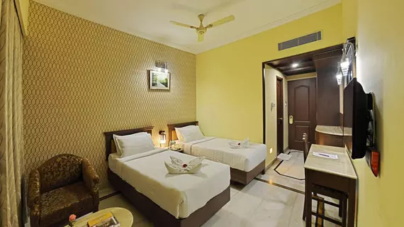 Raj Palace | Tamil Nadu - Tiruvallur - Chennai (ve civarı) - Chennai - T Nagar