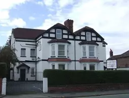 Black Lions Guest House | Merseyside (ilçe) - Liverpool (ve civarı) - Wirral - New Ferry