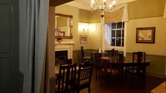 The Greyhound Hotel | Derbyshire (kontluk) - Derbyshire Dales District - Matlock - Cromford