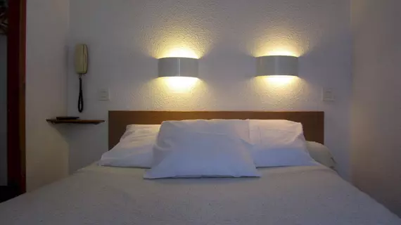 Hotel Duchesse Anne | Occitanie - Hautes-Pyrenees - Lourdes - Tarbes (ve civarı) - Lourdes