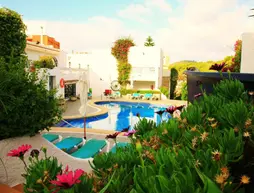 Hostal Villa Columbus | Balearic Adaları - Mayorka Adası - Calvia - Peguera