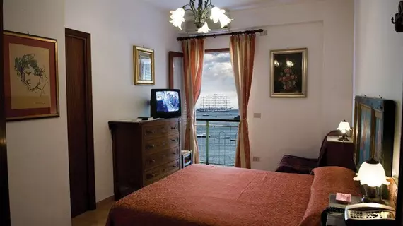 Hotel La Riva | Sicilya - Messina (vilayet) - Taormina Sahili - Giardini Naxos