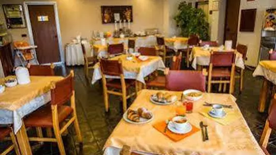 Hotel Galant | Piedmont - Turin (ve civarı) - Venaria Reale