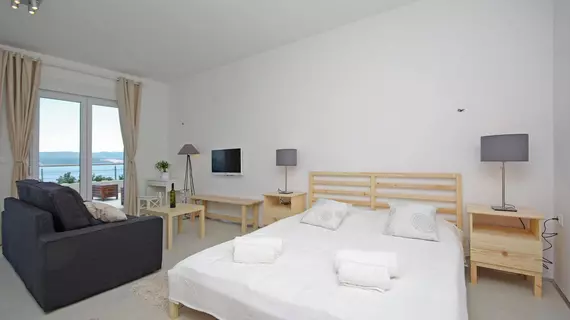 Villa Jolara Apartments | Split-Dalmaçya - Omis