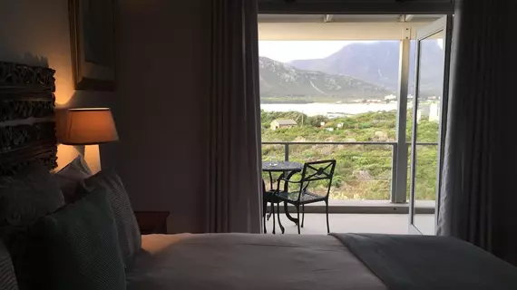 Moonstruck on Pringle Bay Guesthouse | Western Cape (il) - Overberg District Municipality - Overstrand - Stanford - Greater Hermanus