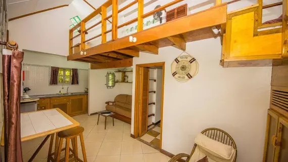 Lemongrass Lodge | Seyşeller - Mahe Adası - Mare Anglaise