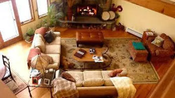 Cold Moon Farm Bed and Breakfast | Vermont - Windham County - Jamaica