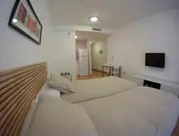 Apartamentos Debambu | Andalucia - Malaga İli - Malaga - Malaga Tarihi Merkezi - Centro