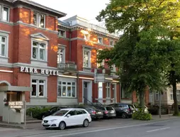 Park Hotel Am Lindenplatz | Schleswig-Holstein - Luebeck - Falkenfeld/Vorwerk - St Lorenz