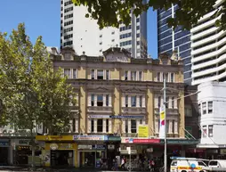 The George Street Hotel | New South Wales - Sidney (ve civarı) - Sydney - Sydney Merkezi İş Bölgesi