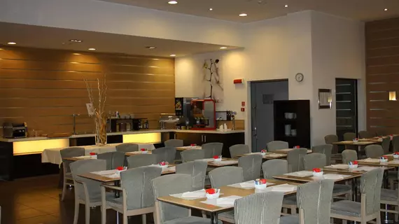 IH Hotel Milano Gioia | Lombardy - Milano (ve civarı) - Milano