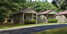 Pine Tree Motel & Cabins | New York - George Gölü (ve civarı) - Chestertown