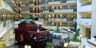 Embassy Suites Kansas City - Overland Park