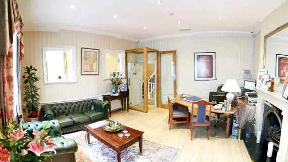 Staunton Hotel - B&B | Londra (ve civarı) - London City Center - Fitzrovia