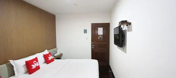 ZEN Rooms Gajah Mada Hasyim Ashari | West Java - Cakarta (ve civarı) - Cakarta