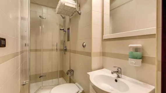 Artemis Guest House | Lazio - Roma (ve civarı) - Roma Kent Merkezi - Rione XVIII Castro Pretorio