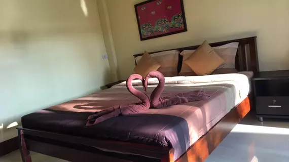 Sunanta Bungalow | Krabi İli - Ko Lanta