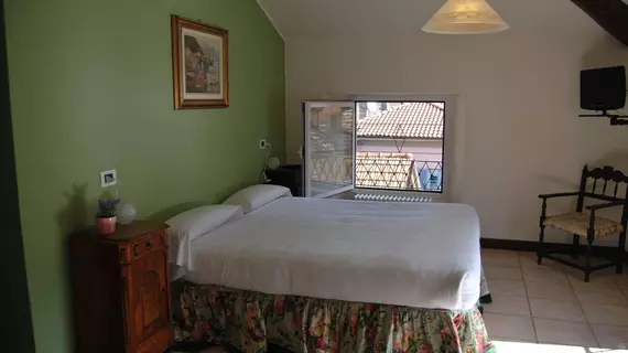 Hotel Orso Bruno | Lombardy - Como (il) - Carate Urio