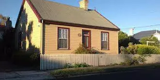 Devonport Historic Cottages