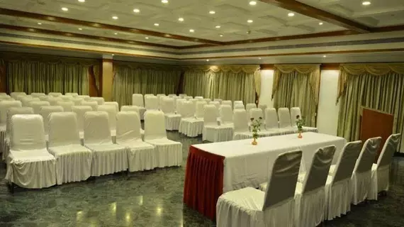 Hotel Kala Sagar | Maharaştra - Pune Bölgesi - Pune