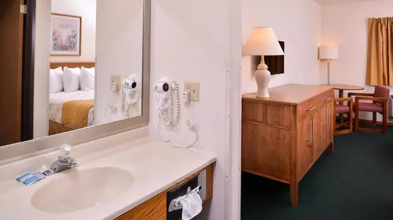 Americas Best Value Inn | Iowa - Council Bluffs (ve civarı) - Missouri Valley