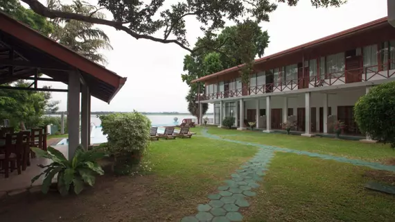 Oak Ray Lake Resort | Southern Province - Hambantota Bölgesi - Tissamaharama