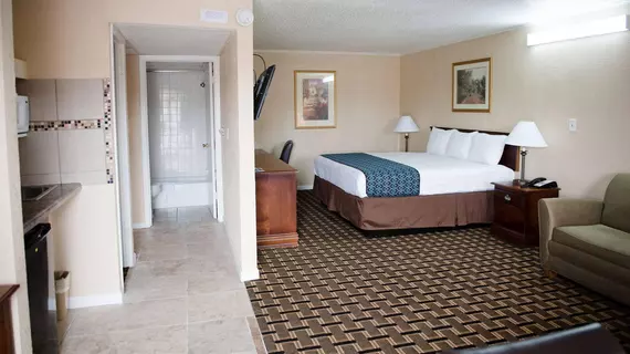 Grand View Plaza Inn & Suites | Kansas - Grandview Plaza