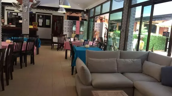 Ma Maison | Chonburi (vilayet) - Pattaya (ve civarı) - Pattaya - Pattaya Körfezi