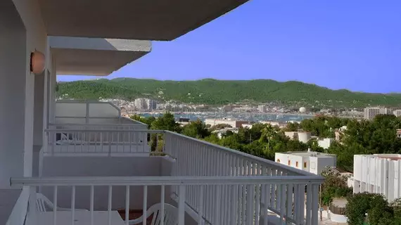 Monterrey Apartments | Balearic Adaları - İbiza Adası - Sant Antoni de Portmany - Cala de Bou