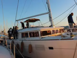 Catamarano Mauticat Boat and Breakfast | Abruzzo - Pescara (il) - Pescara