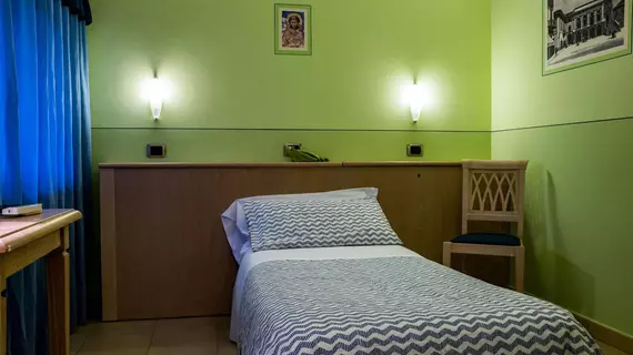 Hotel Cladan | Umbria - Perugia (vilayet) - Assisi