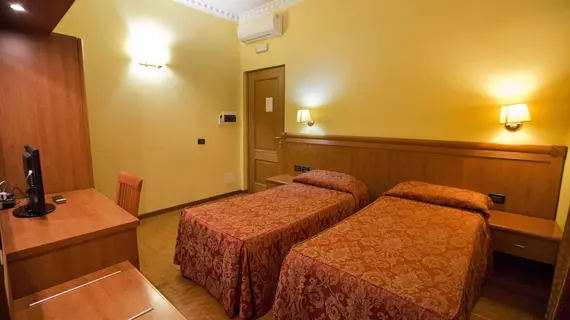 Hotel Lella | Lazio - Roma (ve civarı) - Roma Kent Merkezi - Rione XVIII Castro Pretorio