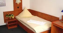 Hotel Rossija | Hessen - Frankfurt (ve civarı) - Frankfurt - Bahnhofsviertel