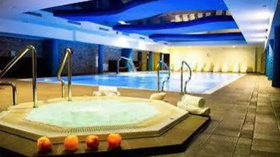 Hotel Delfin SPA & Wellness | Batı Pomeranya Voyvodalığı - Darlowo